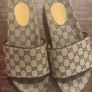 Gucci slides